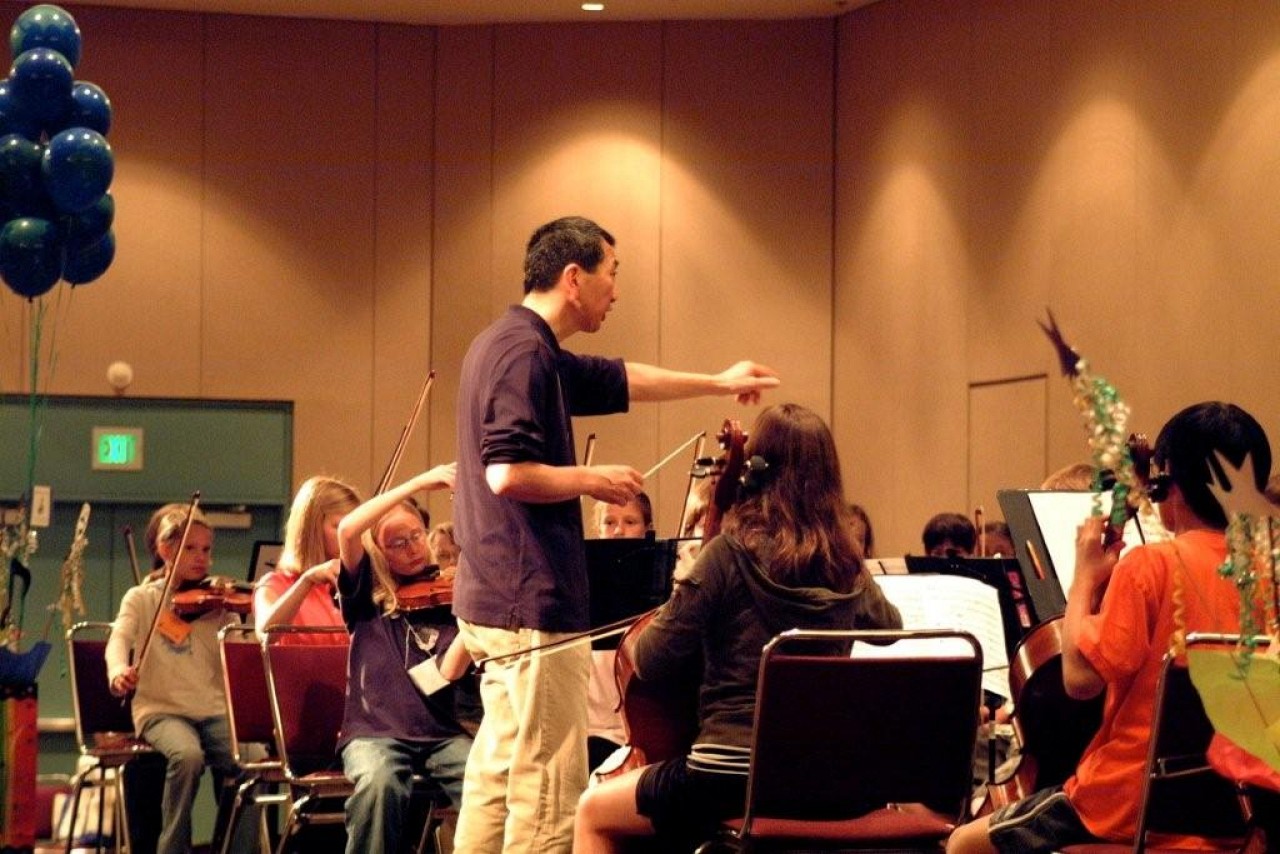 Marcus Tsutakawa and SYOA 2 rehearse at the 2008 SAA Conference