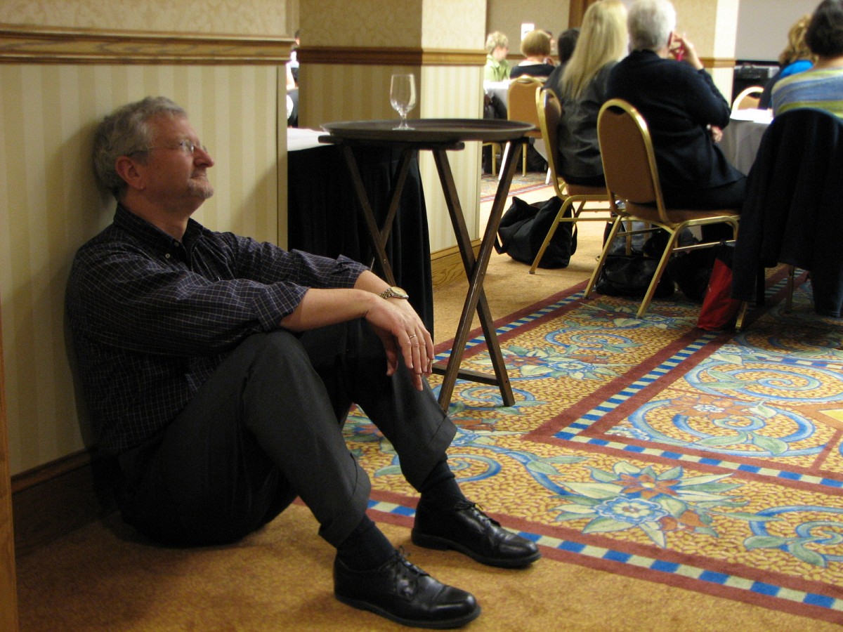 Jeff Cox in a creative moment at the 2008 SAA Conference