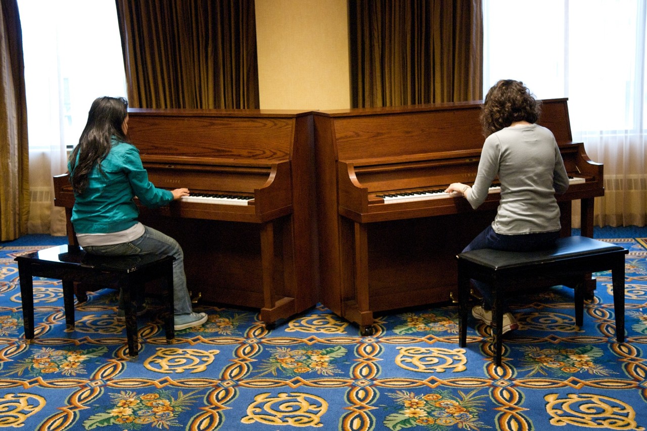 Latin American piano students practice at the 2008 SAA Conference