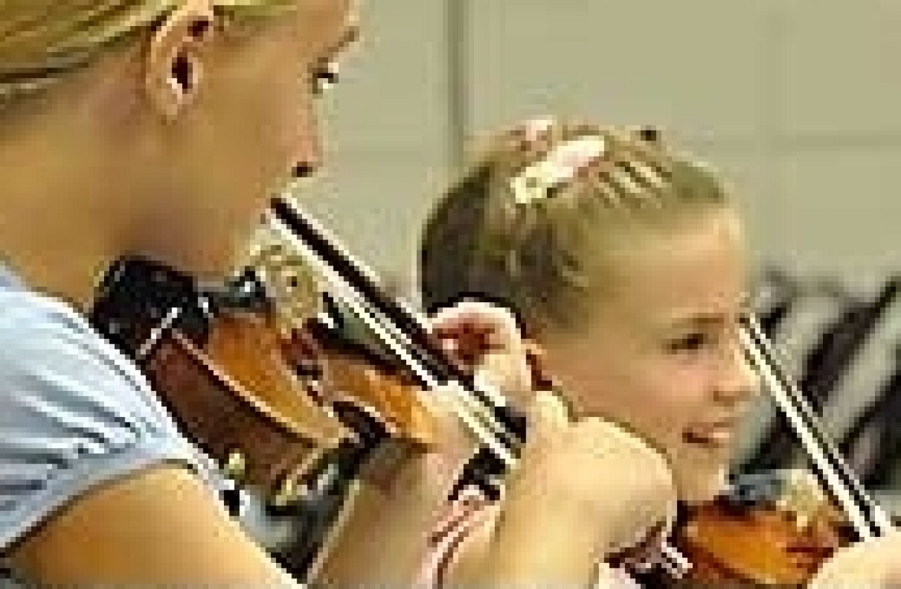 Violin students at Suzuki Institute at PhoenixPhest! Grande