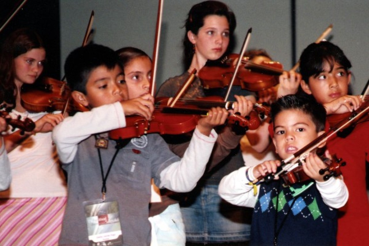 Violinists at the festival