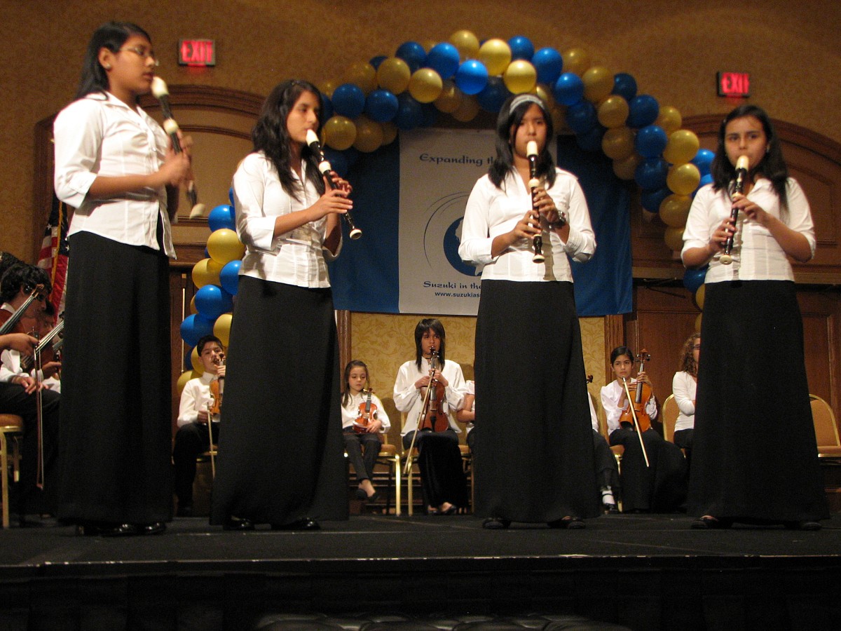 Recorder students perform with the Latin American Suzuki Ensemble at the 2008 SAA Conference