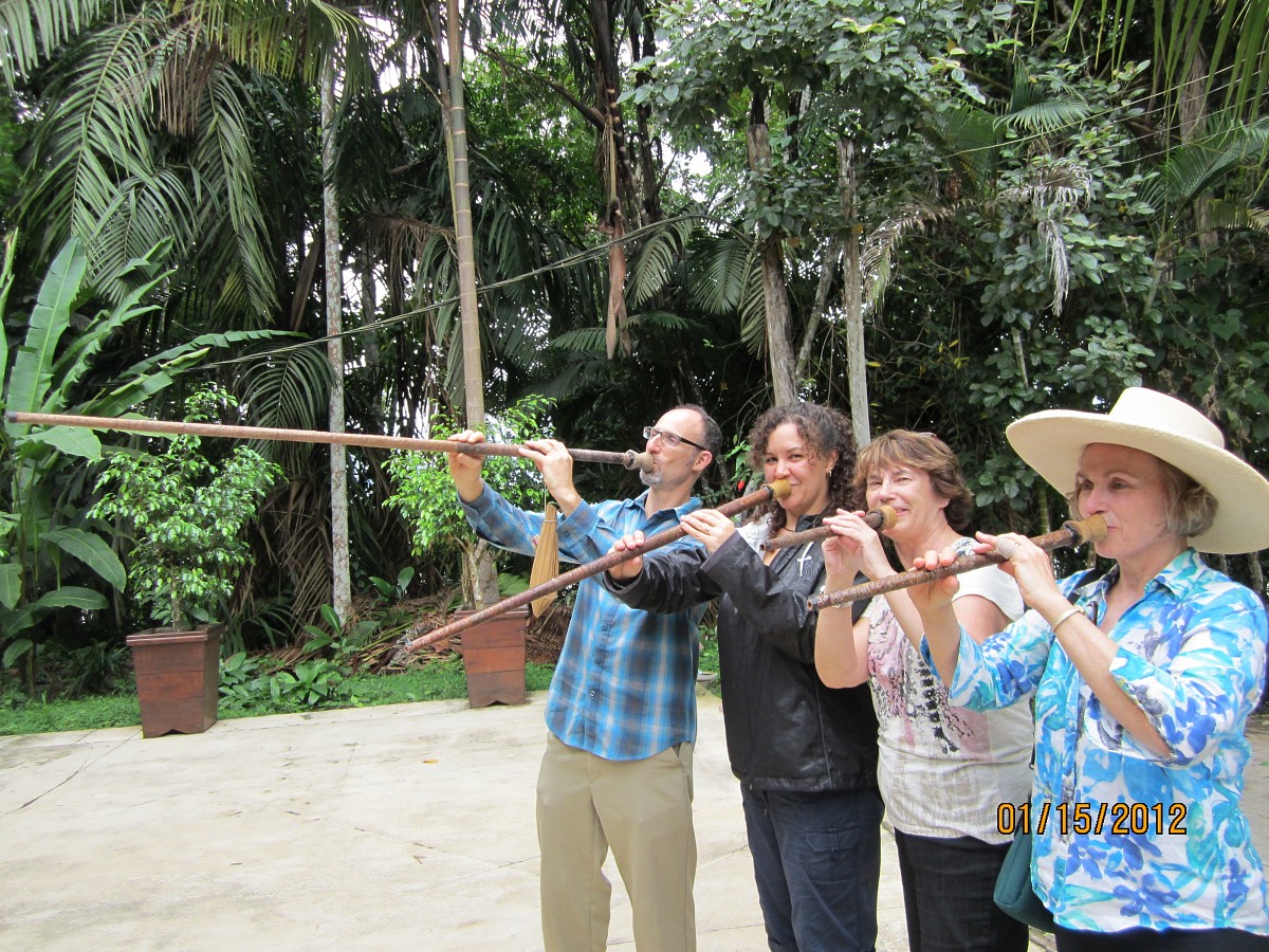 David, Kelly, Nancy and Mary try out blowguns