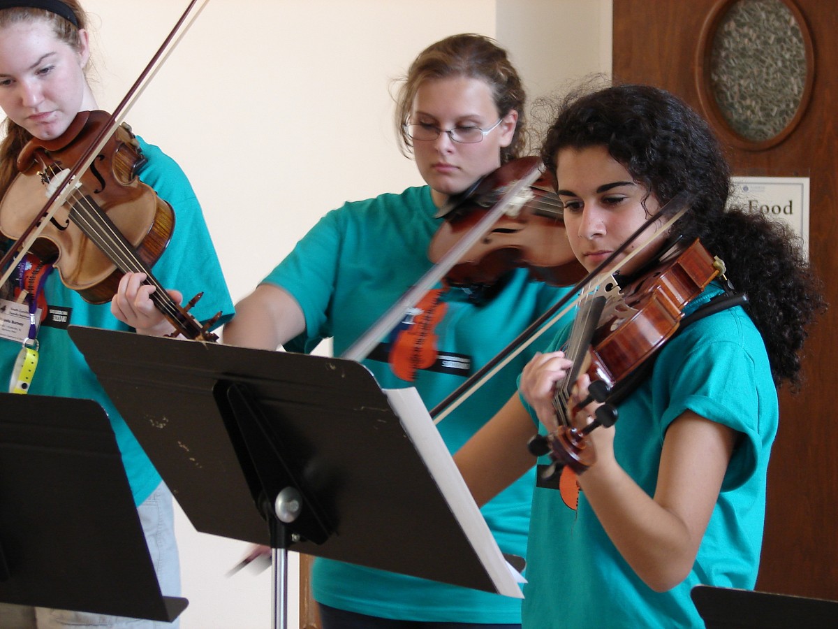 Viola group class at South Carolina Suzuki Institute