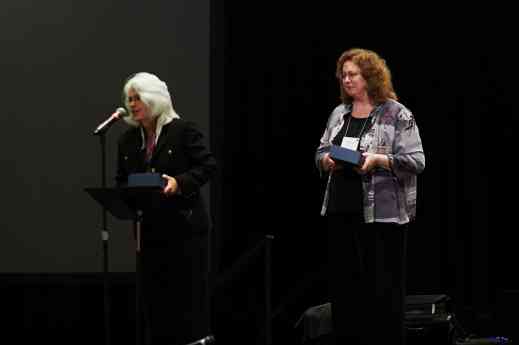 Laurie Scott and Winnifred Crock receive a Creating Learning Community award
