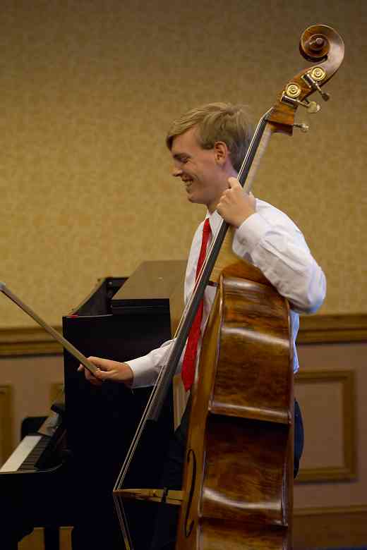 Bass student Alexander Willey of Utah in masterclass at the 2006 SAA Conference