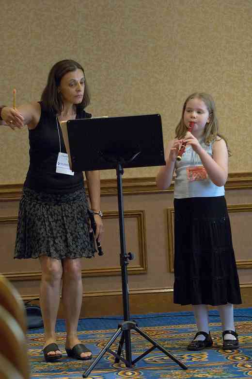 Clea Galhano coaches Sophia Schoen in the recorder masterclass at the 2006 SAA Conference