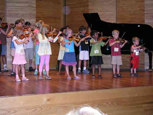 Violin group concert at Brandon Suzuki Institute