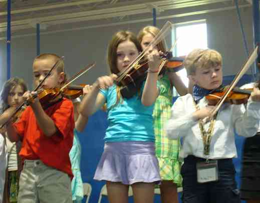 New England Suzuki Institute violin students