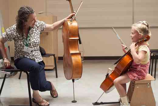 Cello lesson at Northwest Suzuki Institute with Beth Goldstein-McKee