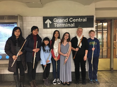 Bach in the Subways (Zara Lawler and students)
