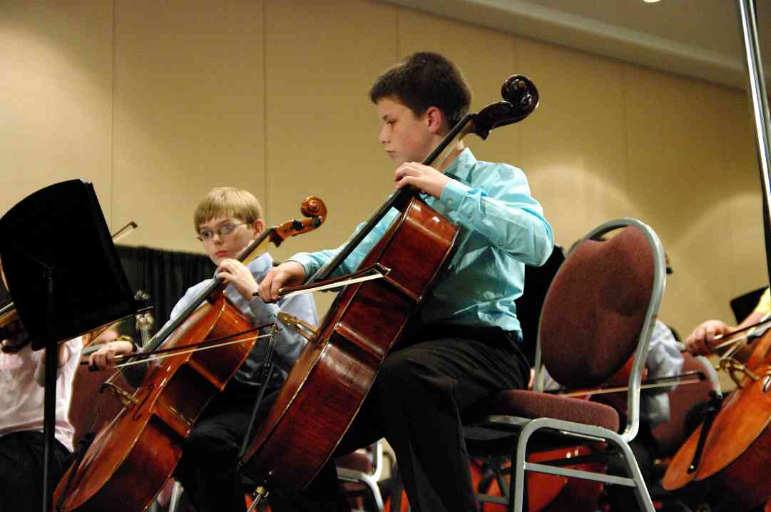 Cellos in the SYOA concert at the 2010 Conference