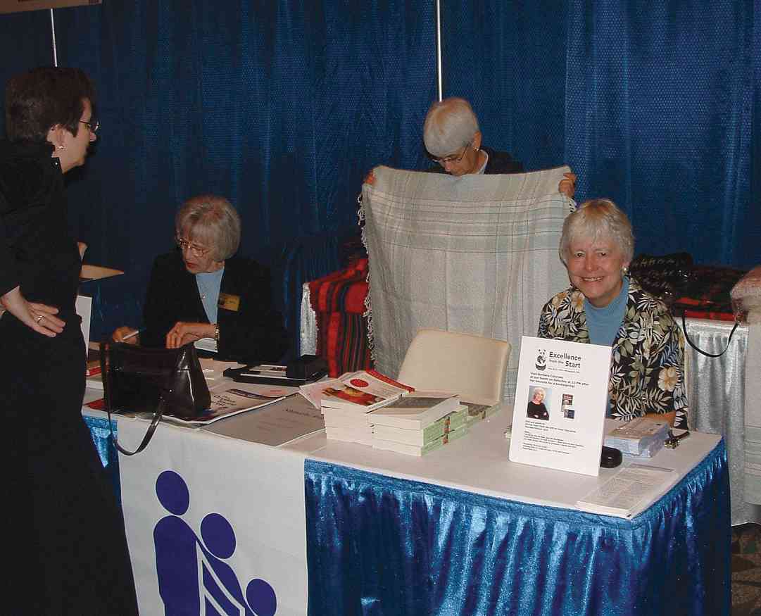 Anita Hamilton, SAA staff member, and others at the 2004 SAA Conference