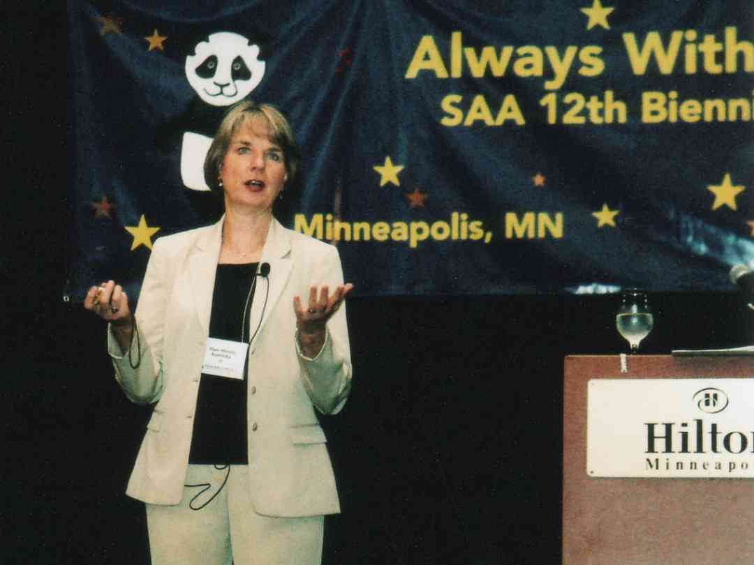 Mary Sheedy Kurcinka, keynote speaker at the 2006 SAA Conference