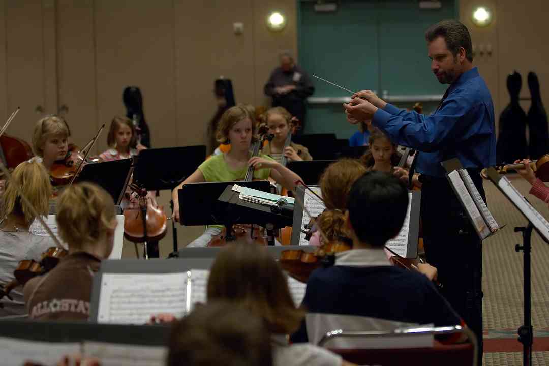 SYOA rehearsal with Robert Gillespie at the 2006 SAA Conference