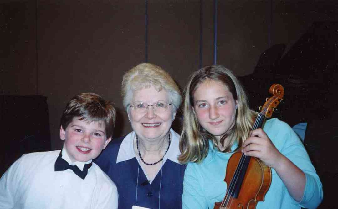 Violin Masterclass at the 2004 Conference
