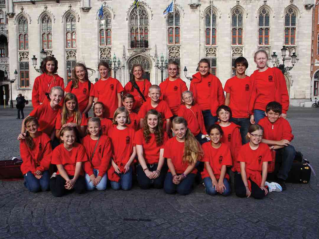 Rocky Mountain Strings performed a concert in the town square of Bruges