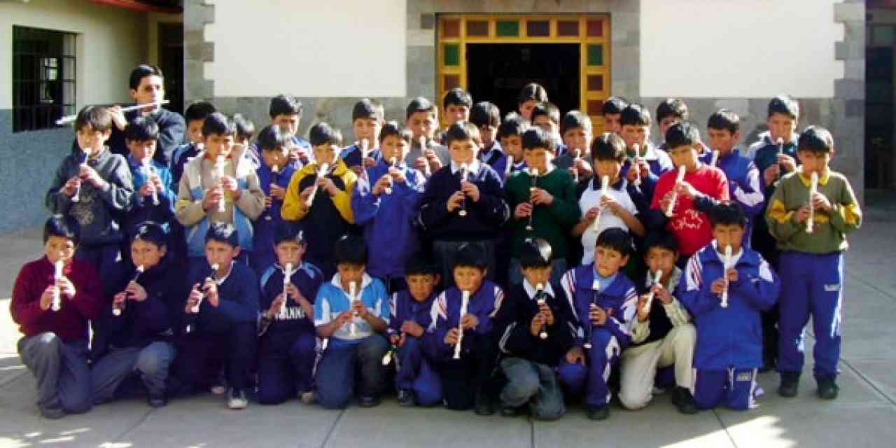 Recorder students from Peru